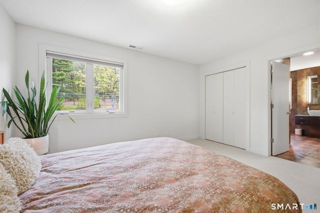 504 Deercliff Road, Avon, CT 06001
