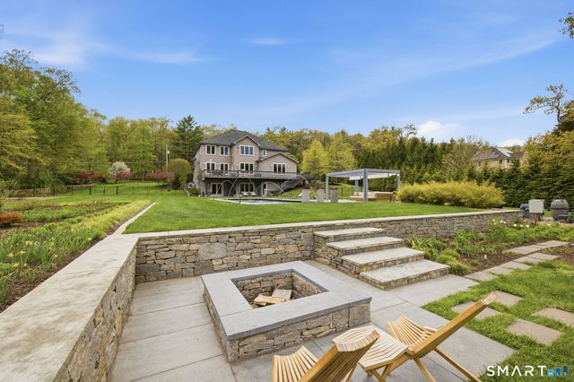 504 Deercliff Road, Avon, CT 06001