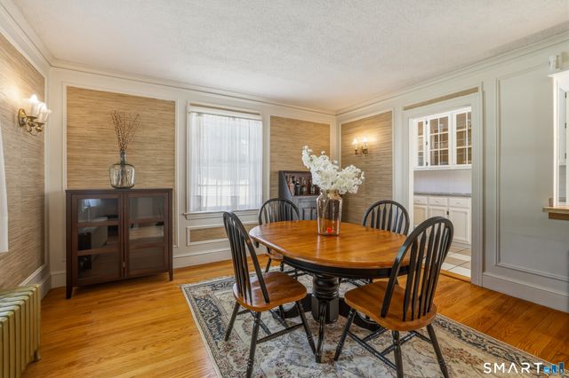 9 Bainbridge Road, West Hartford, CT 06119