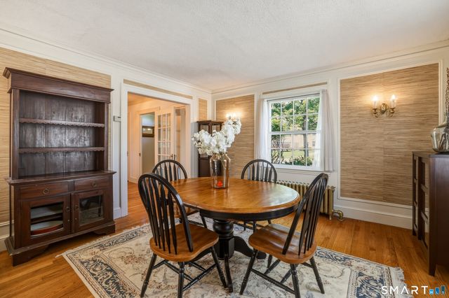 9 Bainbridge Road, West Hartford, CT 06119