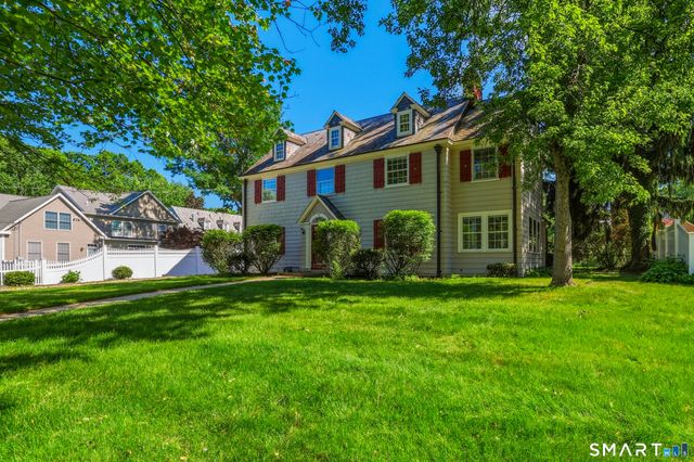 9 Bainbridge Road, West Hartford, CT 06119