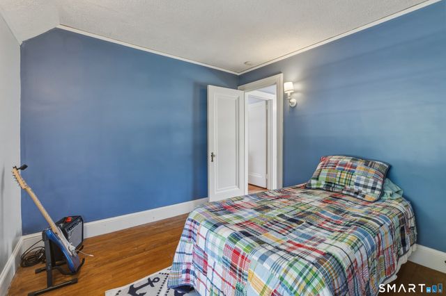 9 Bainbridge Road, West Hartford, CT 06119