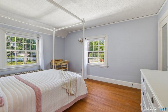 9 Bainbridge Road, West Hartford, CT 06119