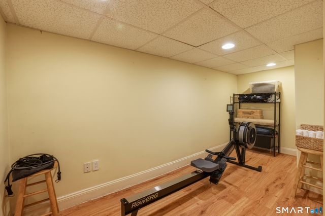 9 Bainbridge Road, West Hartford, CT 06119