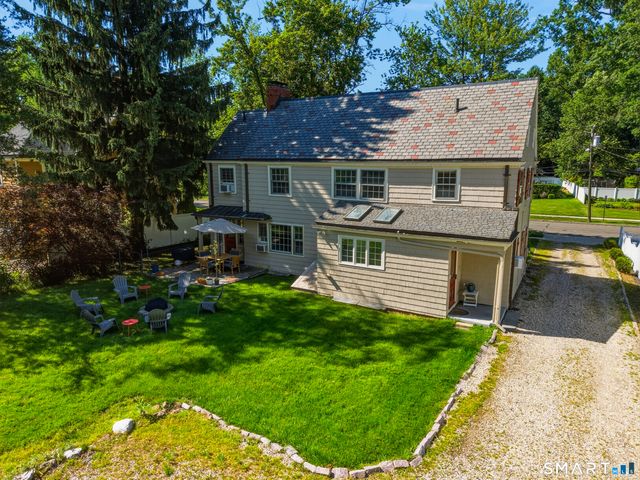 9 Bainbridge Road, West Hartford, CT 06119