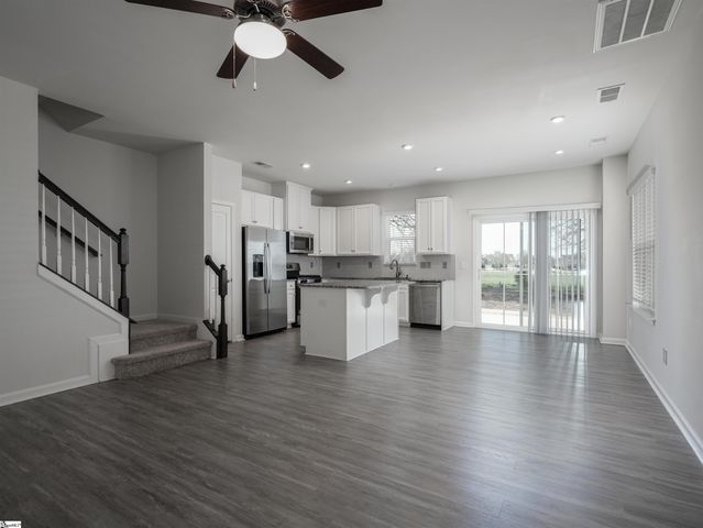 107 Roudwood Drive, Simpsonville, SC 29680