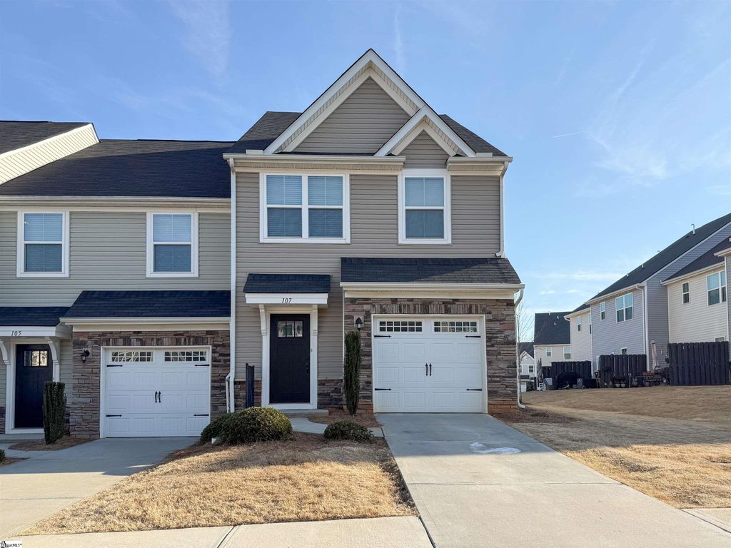 107 Roudwood Drive, Simpsonville, SC 29680