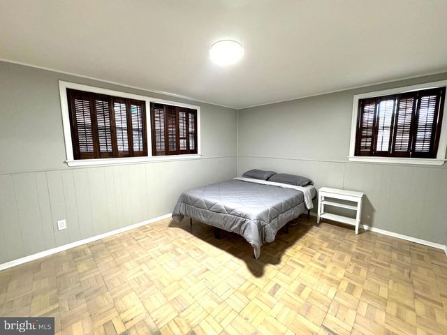 4617 ADRIAN ST, Rockville, MD 20853