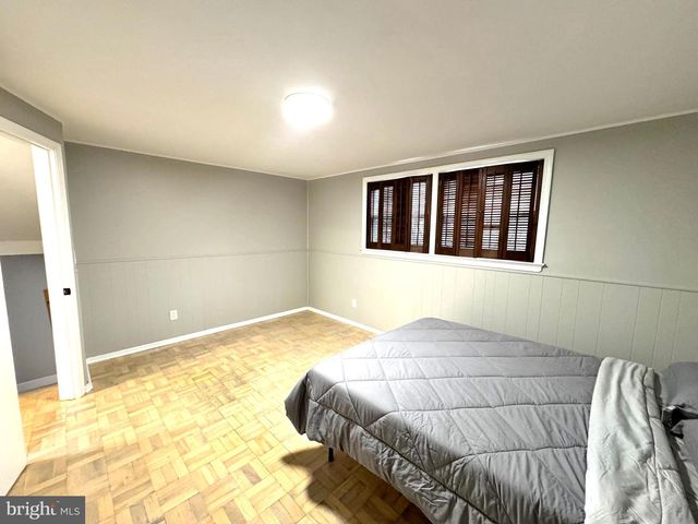 4617 ADRIAN ST, Rockville, MD 20853