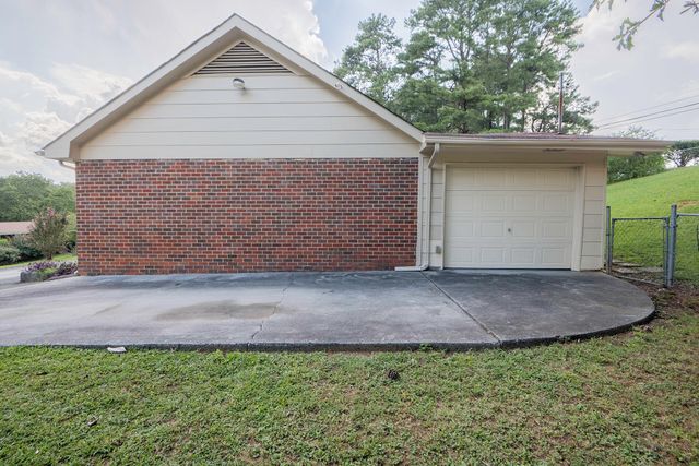 4603 Parkside Lane, Chattanooga, TN 37416