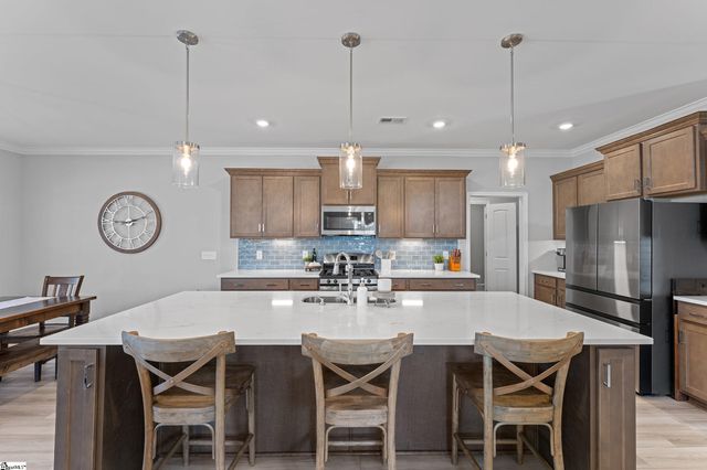 780 Oak Hill Lane, Belton, SC 29627