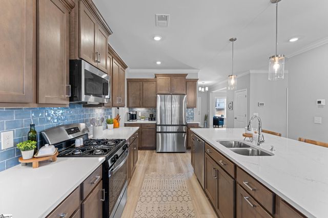 780 Oak Hill Lane, Belton, SC 29627