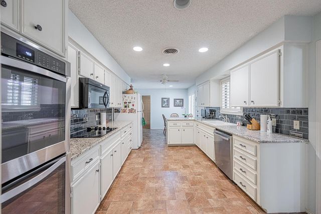 906 Neely Ave, Midland, TX 79705