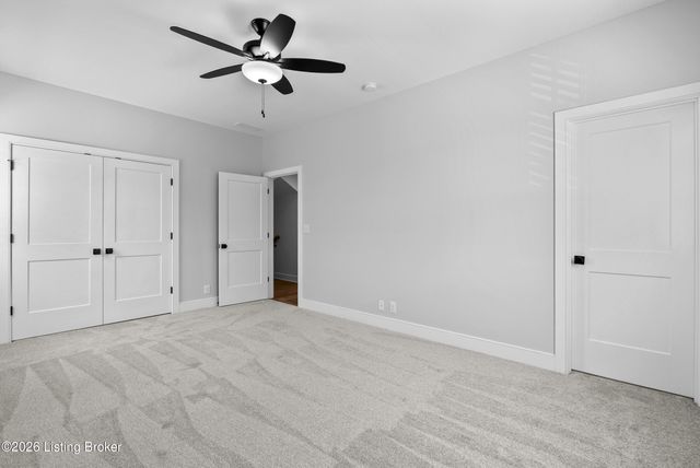 6106 Starflower St, Prospect, KY 40059