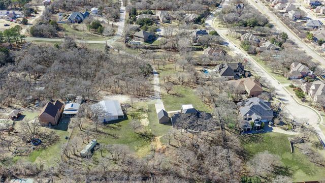 9204 IndianKnoll Trail S, Keller, TX 76248