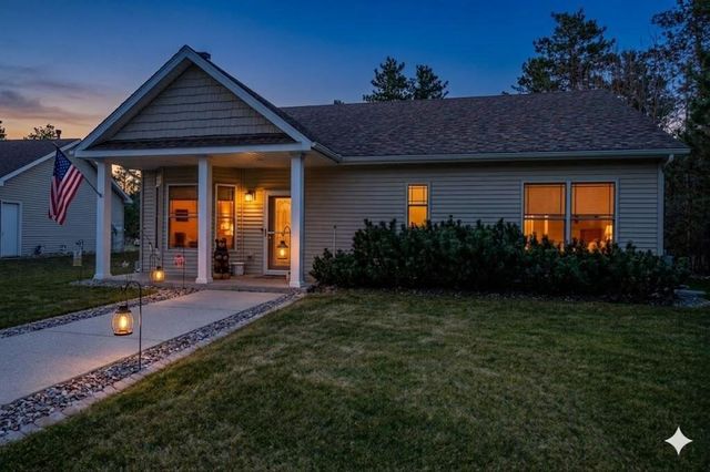 N10150 18th Avenue, Necedah, WI 54646
