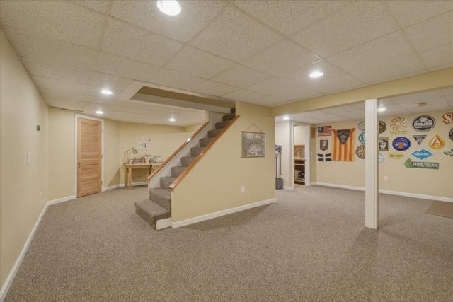 11 Scotsdale Road, South Burlington, VT 05403