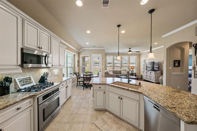 13119 Maywater Crest Court, Humble, TX 77346