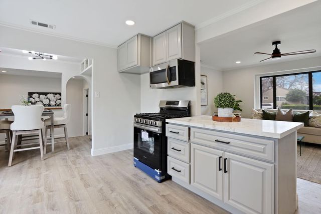 3978 N American St, Stockton, CA 95204