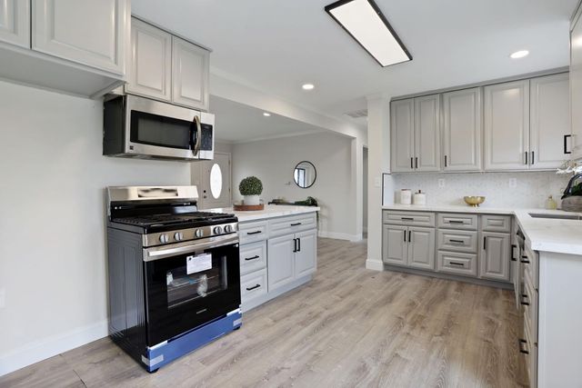 3978 N American St, Stockton, CA 95204