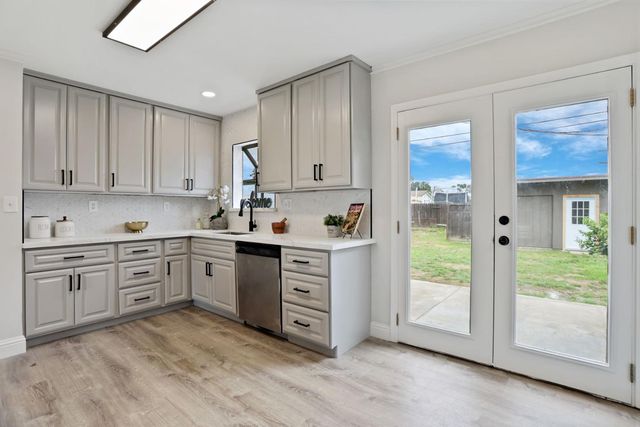 3978 N American St, Stockton, CA 95204