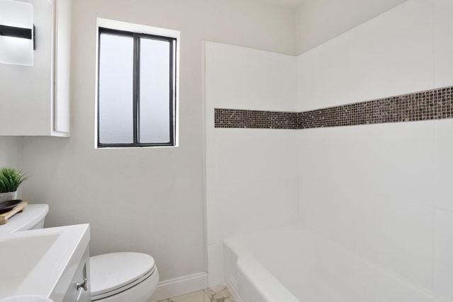 3978 N American St, Stockton, CA 95204