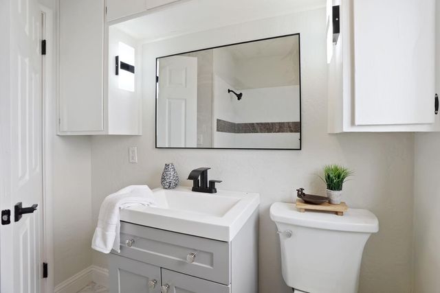 3978 N American St, Stockton, CA 95204