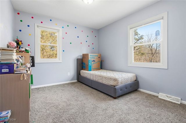 7153 Hudson Road, Kent, OH 44240