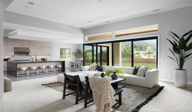 18510 Boulder Bluff, Silverado, CA 92676