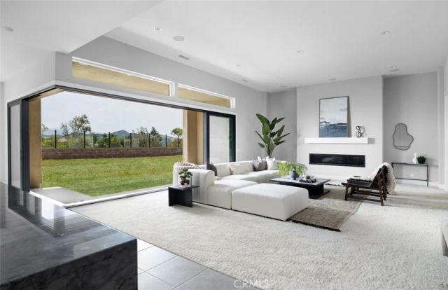 18510 Boulder Bluff, Silverado, CA 92676