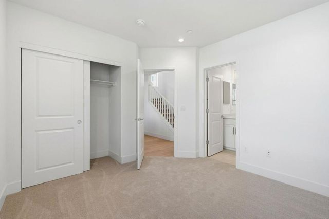 224 Oak Circle, Walnut Creek, CA 94597