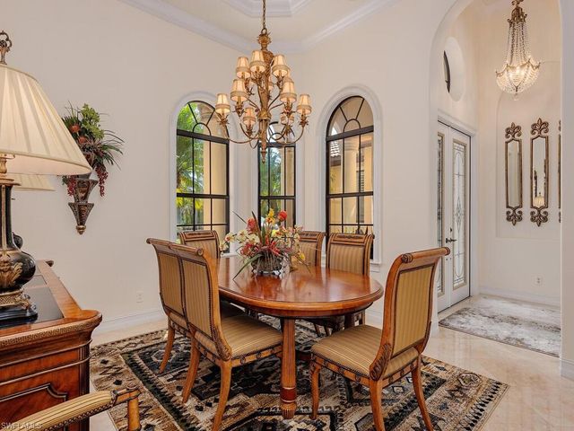 625 Mooring Line DR, Naples, FL 34102