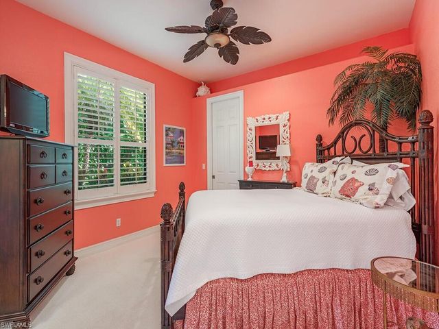 625 Mooring Line DR, Naples, FL 34102