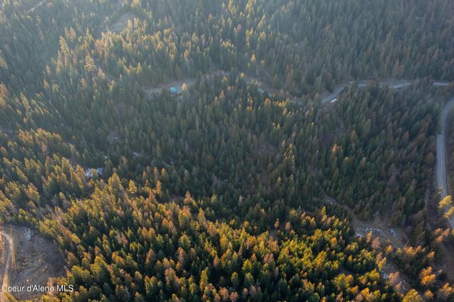 6946 E Burma RD, Harrison, ID 83833