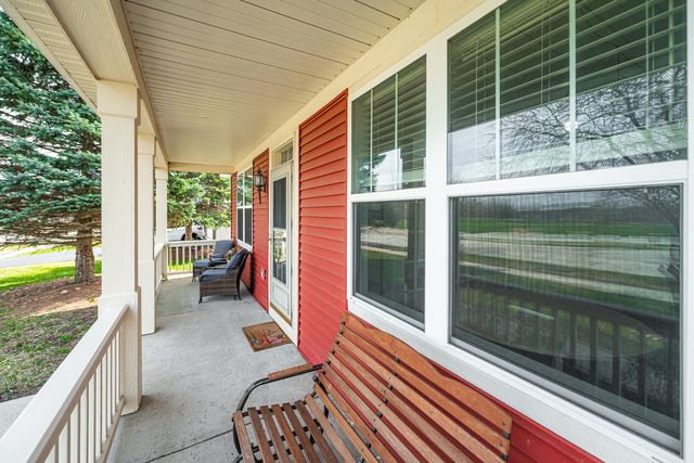2868 Liberty Lakes Boulevard, Wauconda, IL 60084