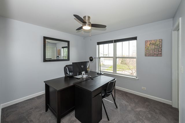 2868 Liberty Lakes Boulevard, Wauconda, IL 60084
