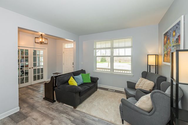 2868 Liberty Lakes Boulevard, Wauconda, IL 60084