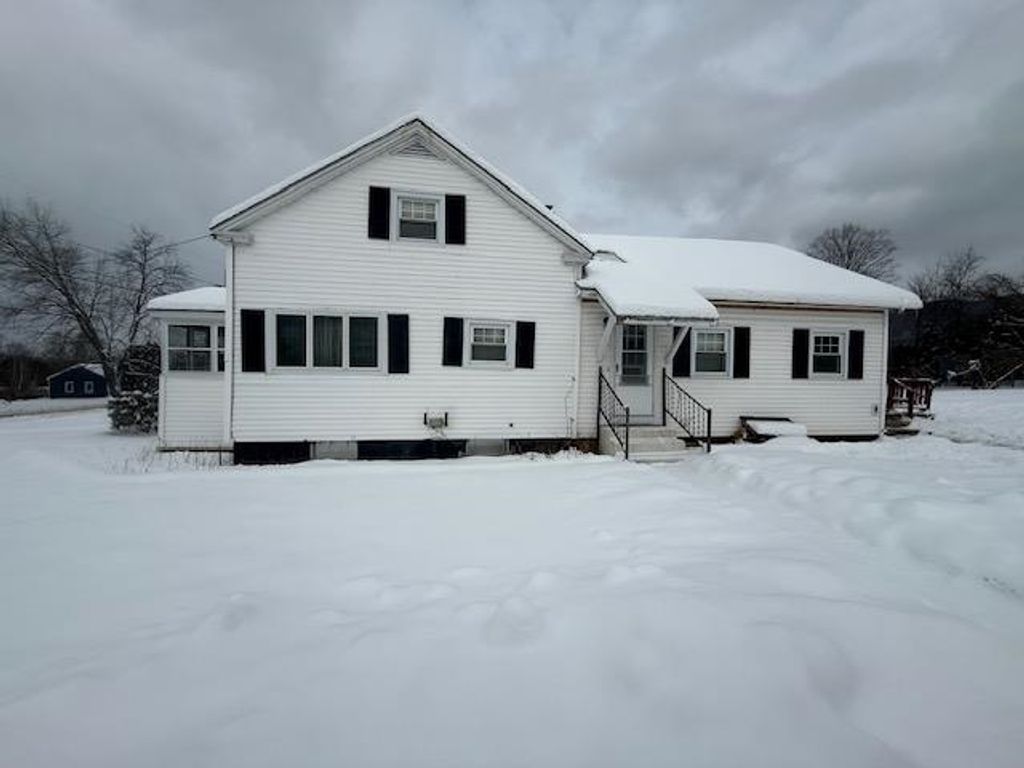 380 Stratton Road, Rutland City, VT 05702