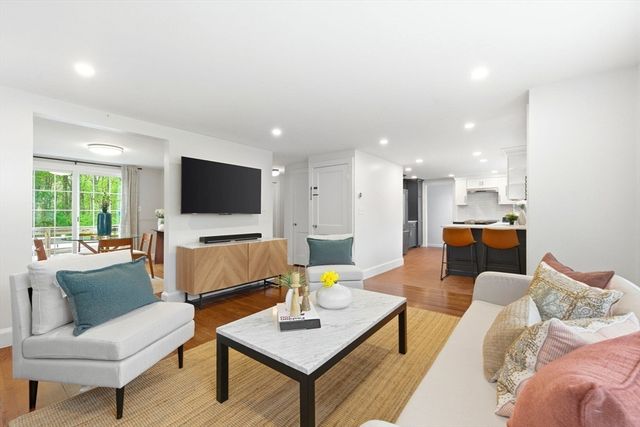 79 Shaw St, Weymouth, MA 02191