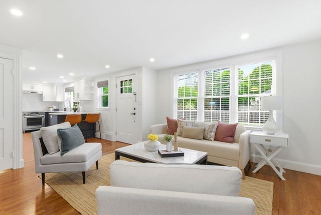 79 Shaw St, Weymouth, MA 02191