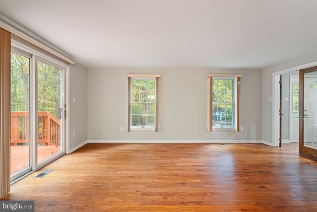 19 WINDRUSH CT, Stafford, VA 22554