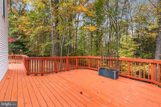 19 WINDRUSH CT, Stafford, VA 22554