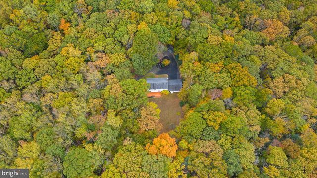 19 WINDRUSH CT, Stafford, VA 22554