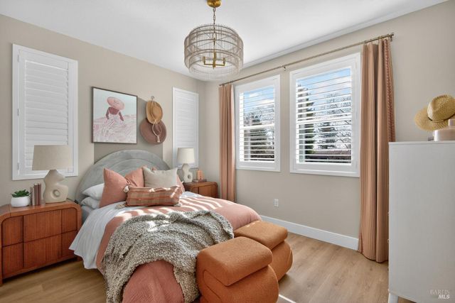 846 Buckley Dr, Santa Rosa, CA 95407