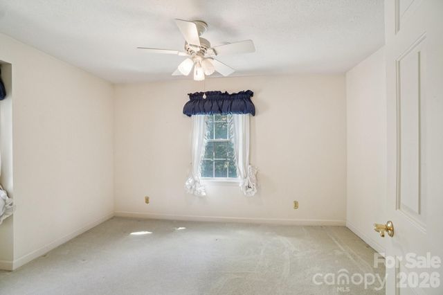 104 Finley Street, Hendersonville, NC 28739