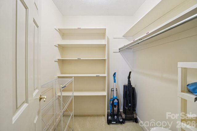 104 Finley Street, Hendersonville, NC 28739