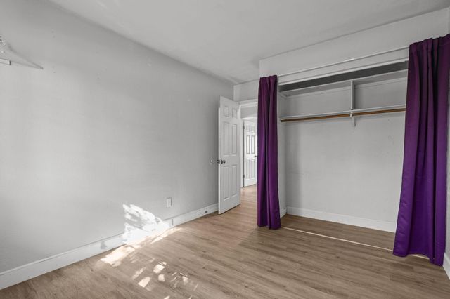 9745 Old Oregon Trail, Redding, CA 96003