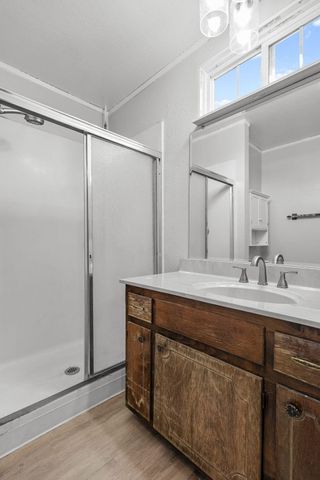 9745 Old Oregon Trail, Redding, CA 96003