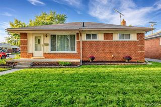 16531 Frazho Road, Roseville, MI 48066