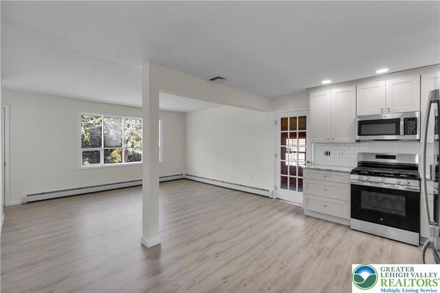 3010 Agnes Street, Palmer Twp, PA 18045
